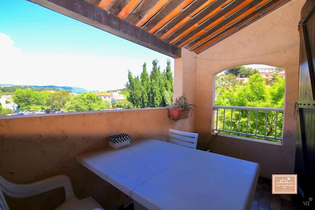Le Grand Large Apartment Saint-Mandrier-sur-Mer Luaran gambar